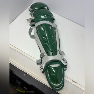 Mizuno Samurai Catcher Womens Leg pads Shin Guards 16” Length Softball Fastpitch